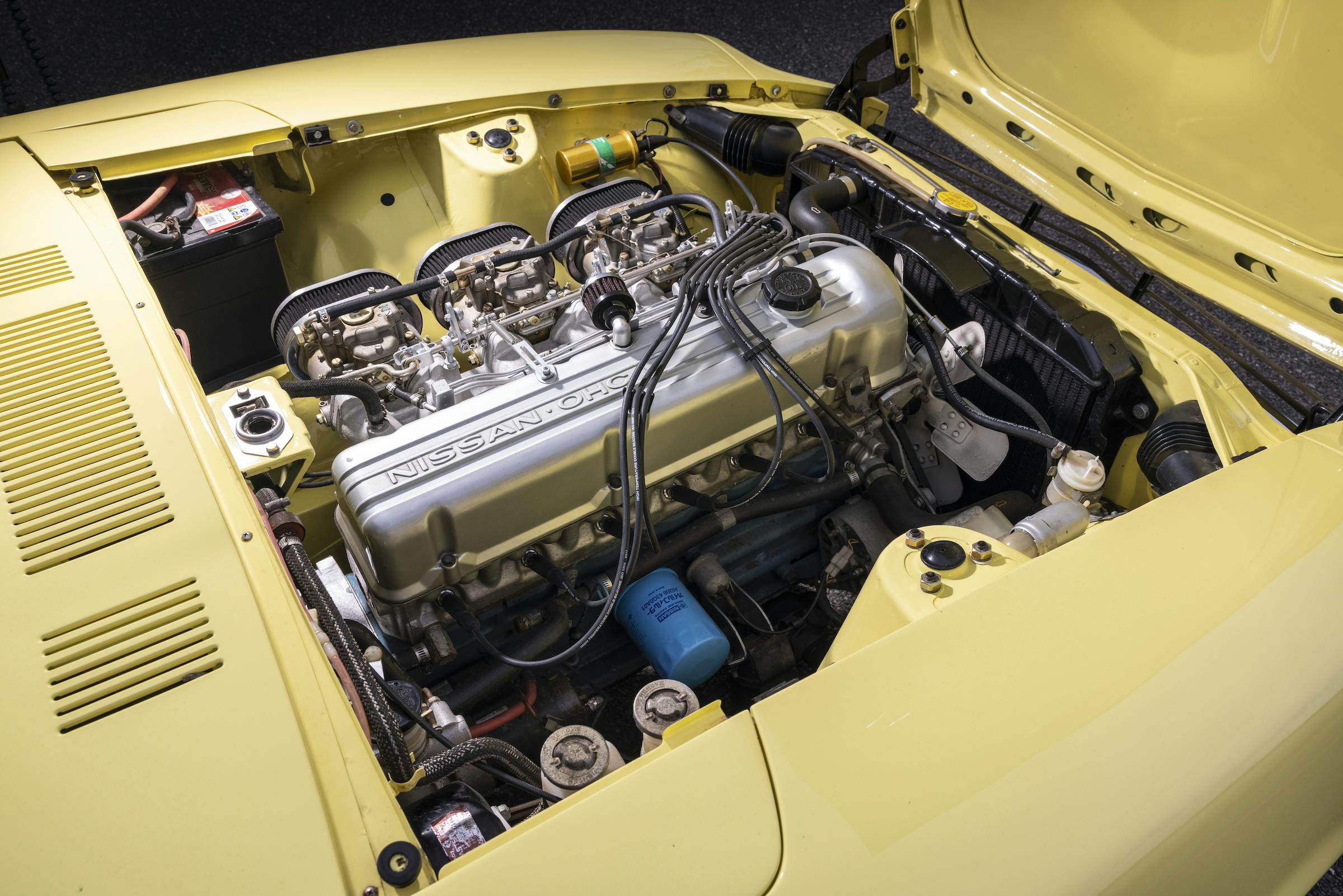 Datsun 240Z engine bay
