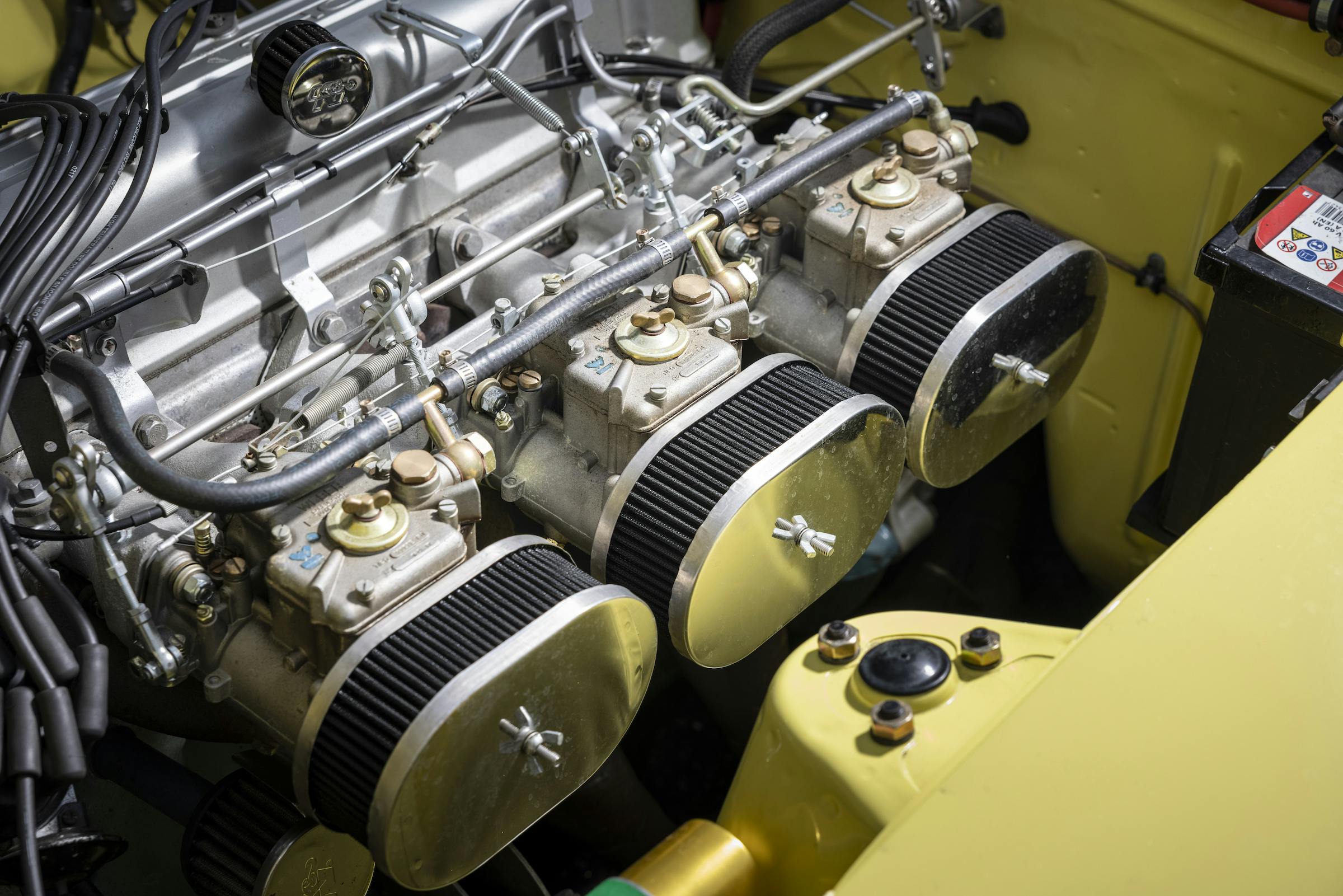 Datsun 240Z engine carbs closeup