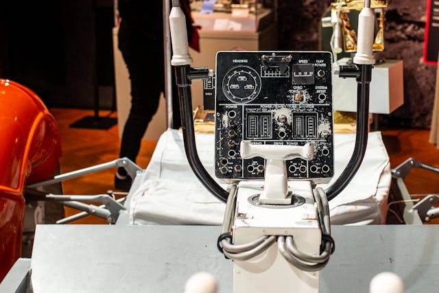 Lunar Rover steering controls
