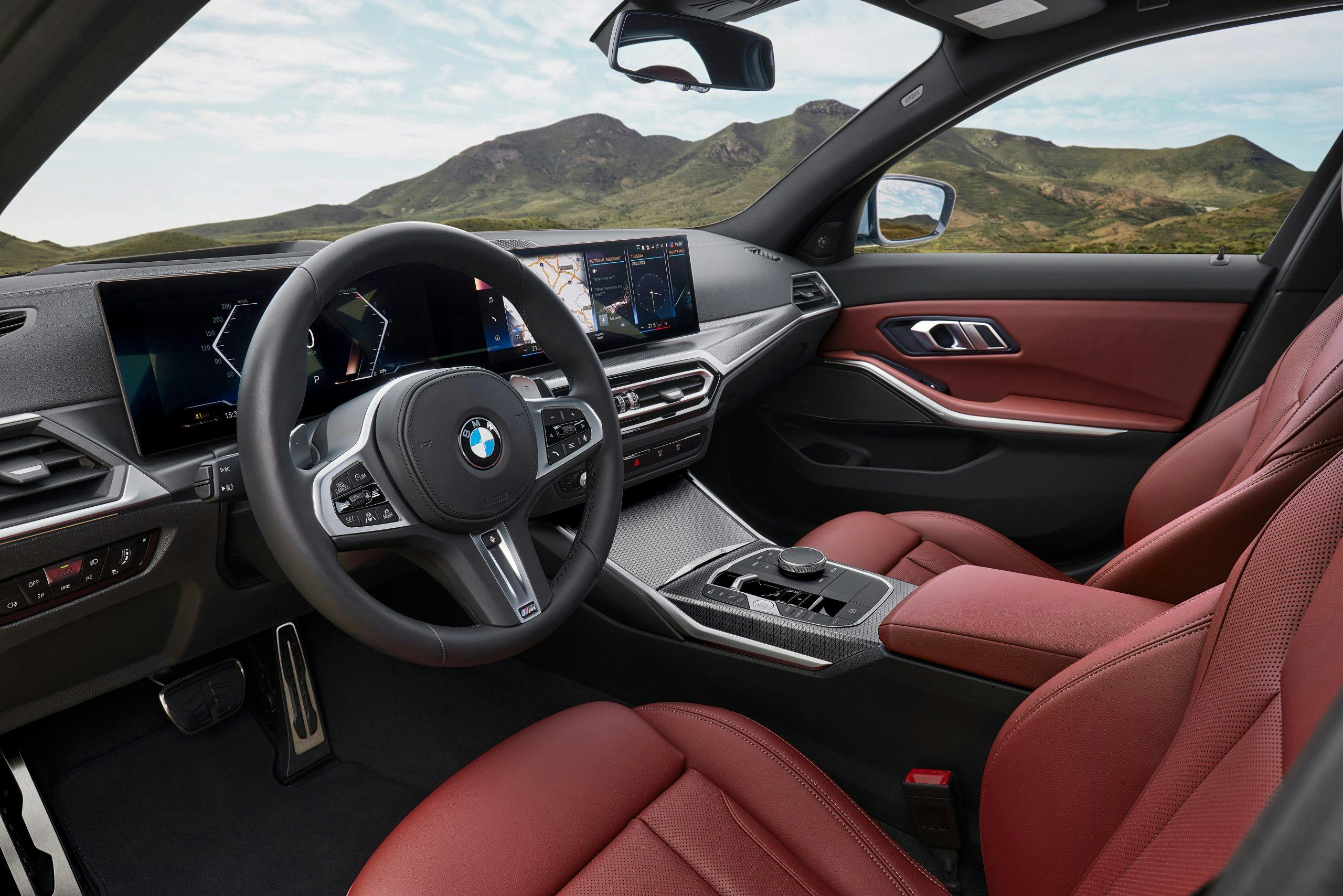 2022 BMW 3 series curved screen new interior