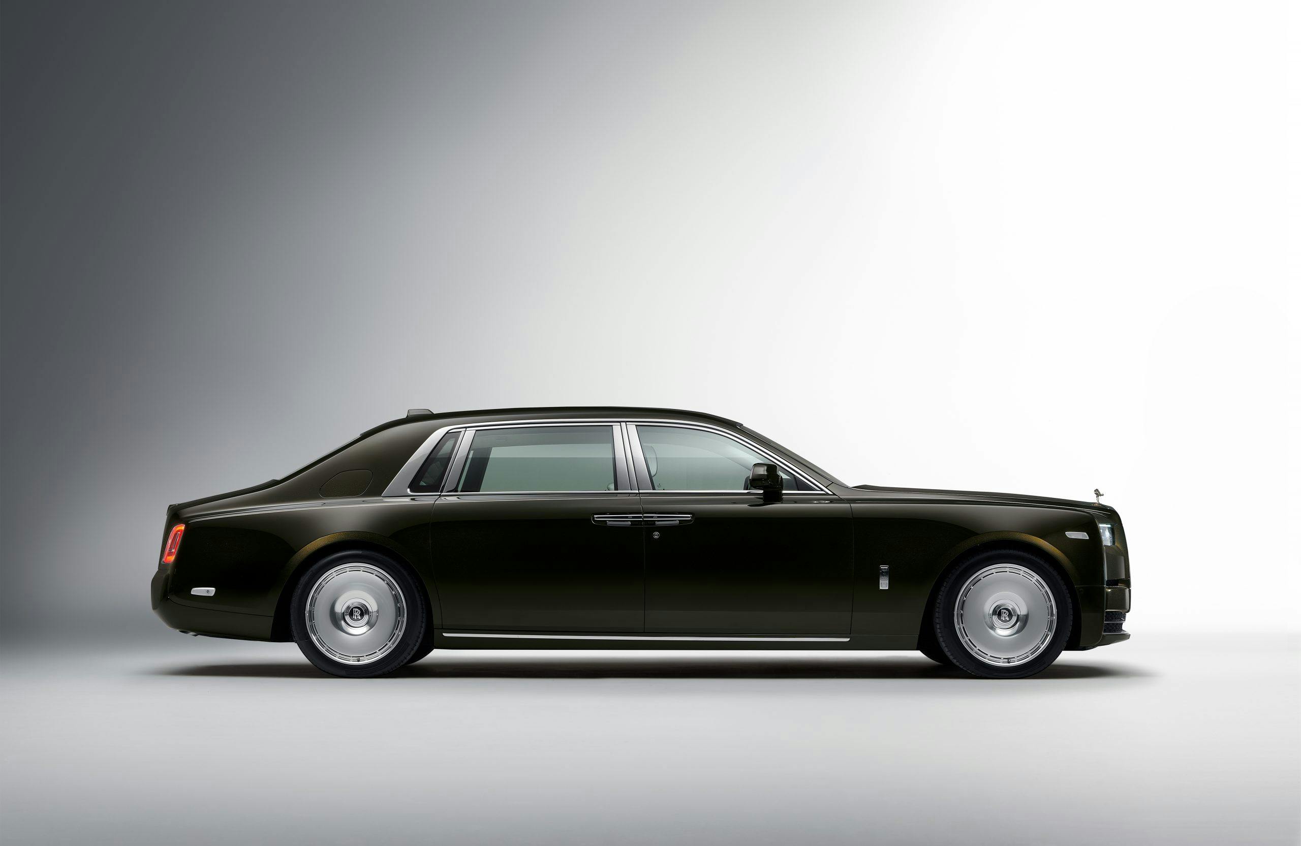 Rolls-Royce Phantom II side