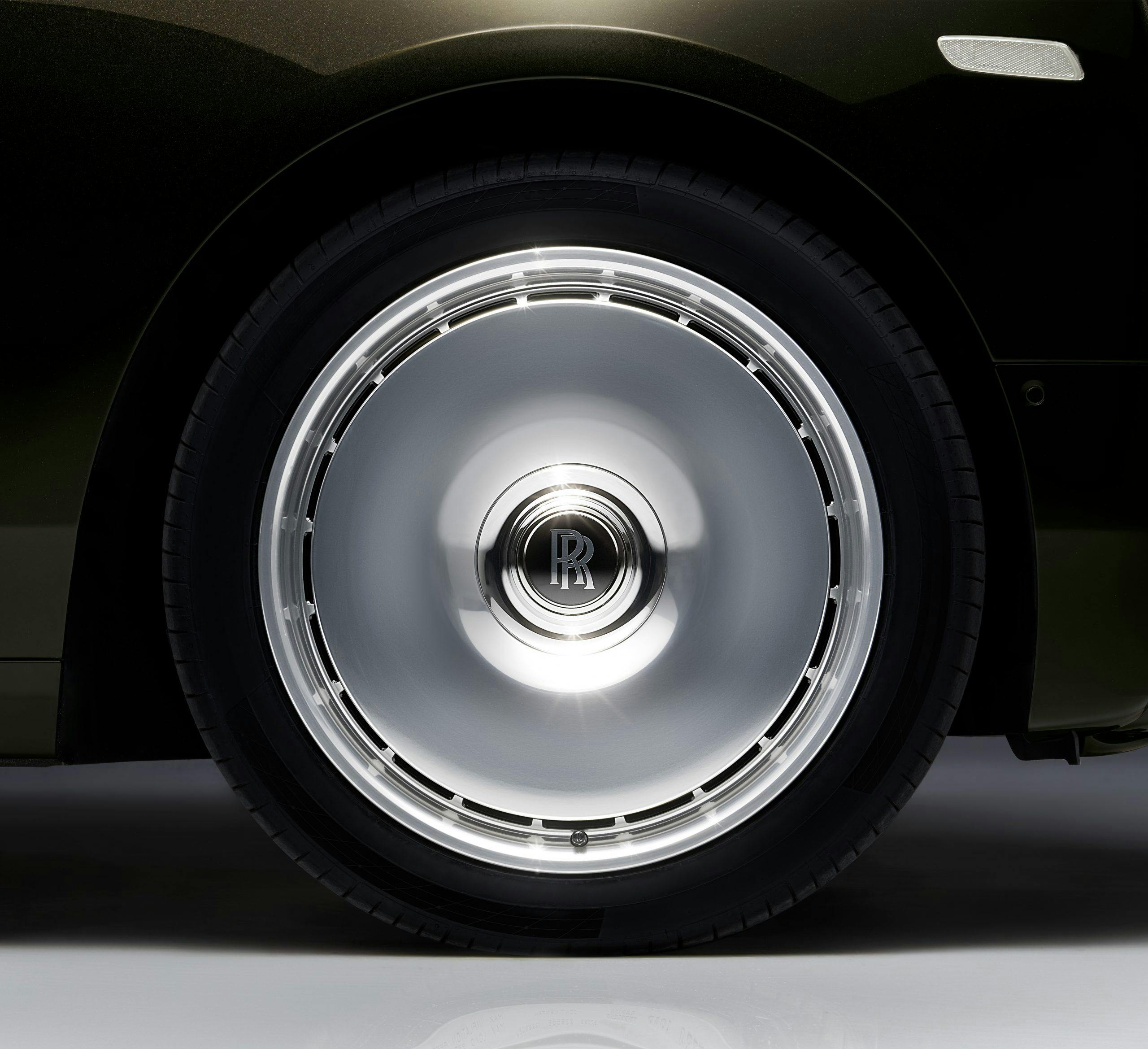 Rolls-Royce Phantom II wheel