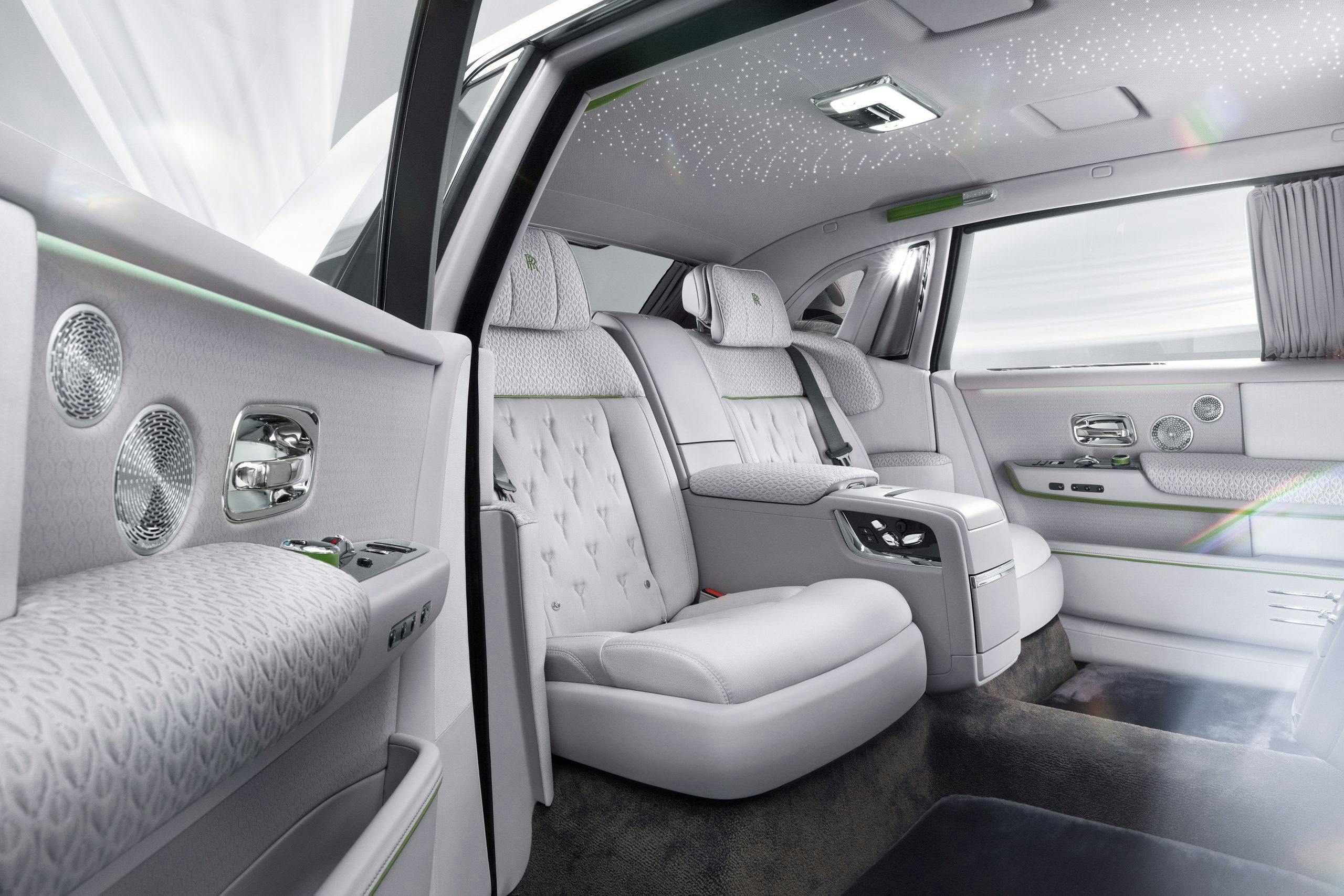 Rolls-Royce Phantom II Platino interior