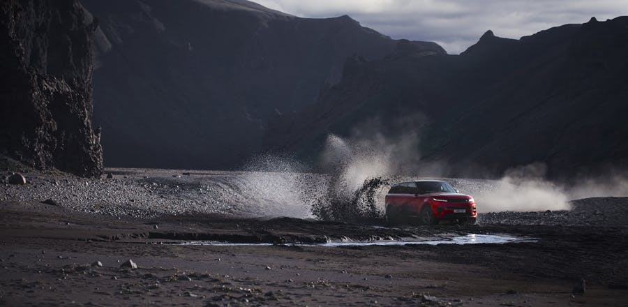 2023 Range Rover Sport off-road action