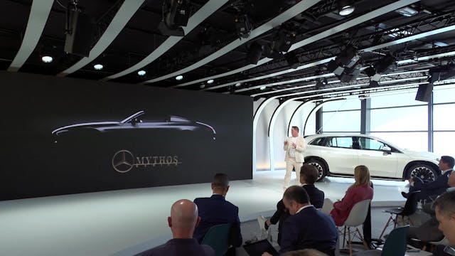 Mercedes-Benz Mythos SL tease 1