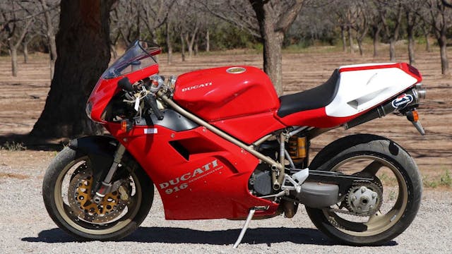 1997 Ducati 916 SPS side