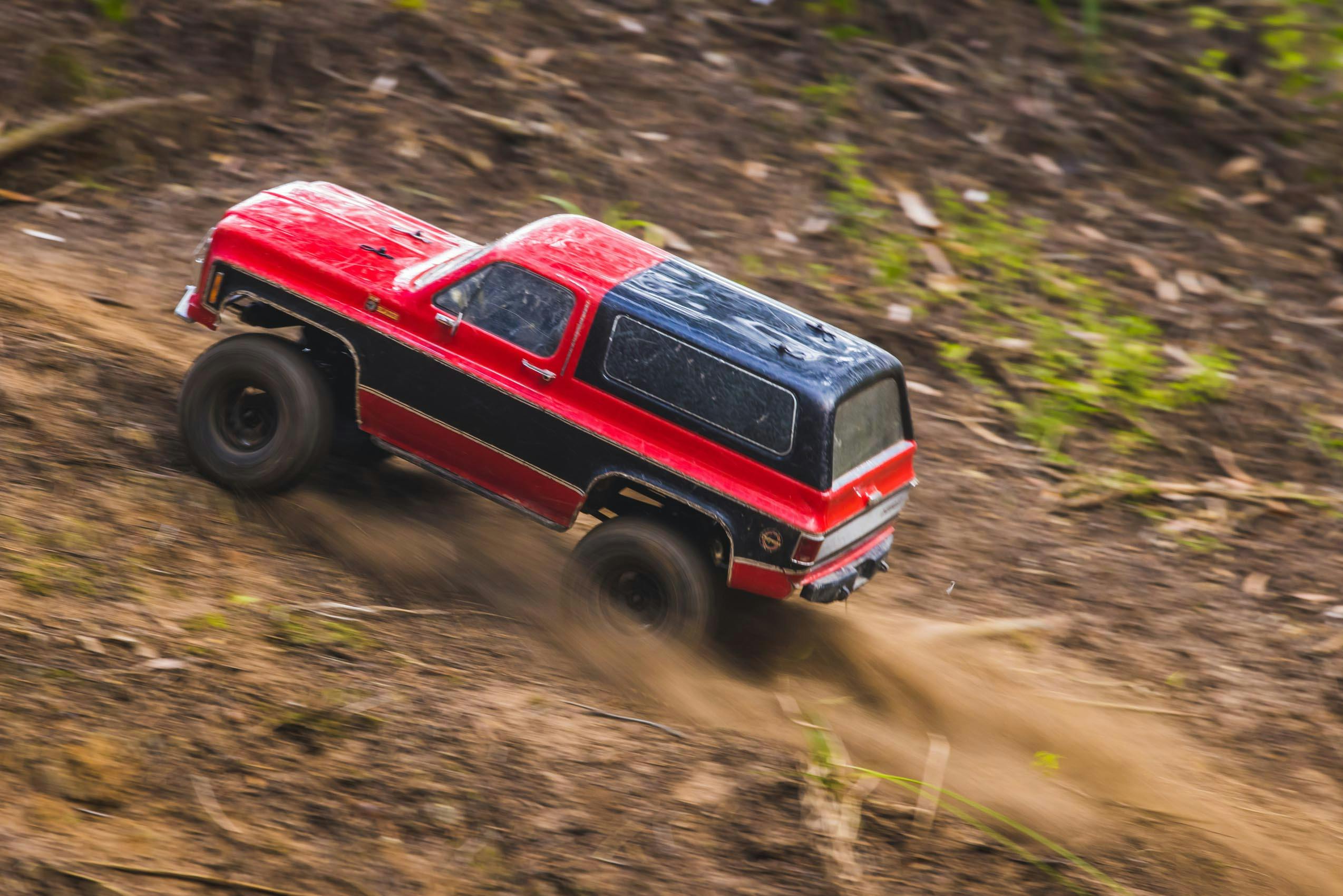 Scale RC Crawlers Chevy Blazer driving up hill
