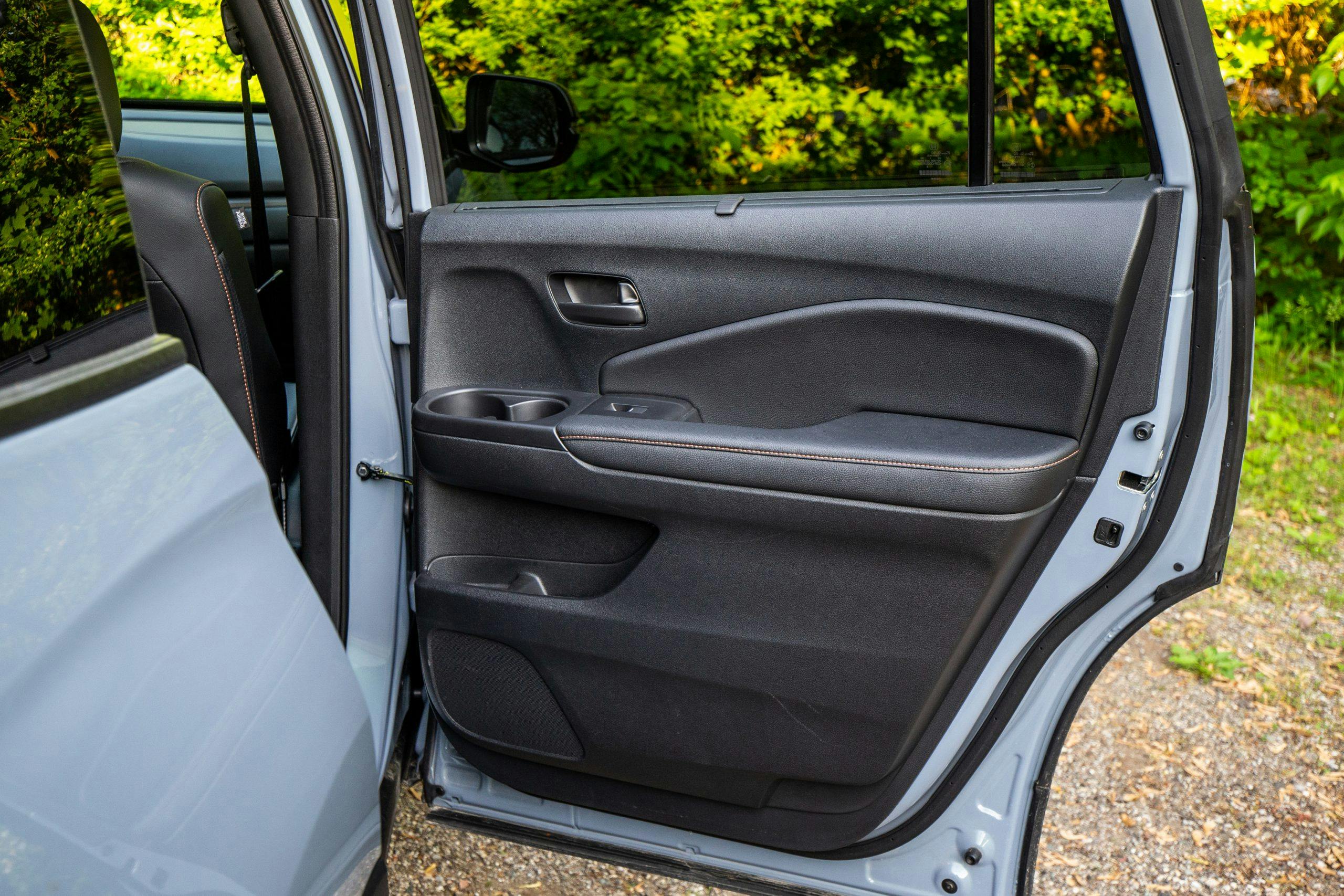 2022 Honda Passport TrailSport AWD interior door panel