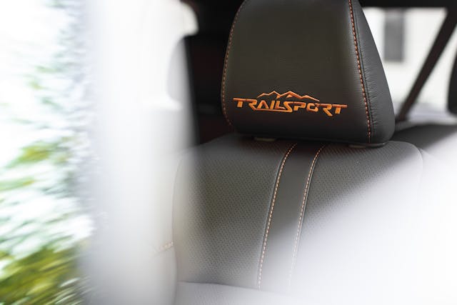 2022 Honda Passport TrailSport AWD interior headrest