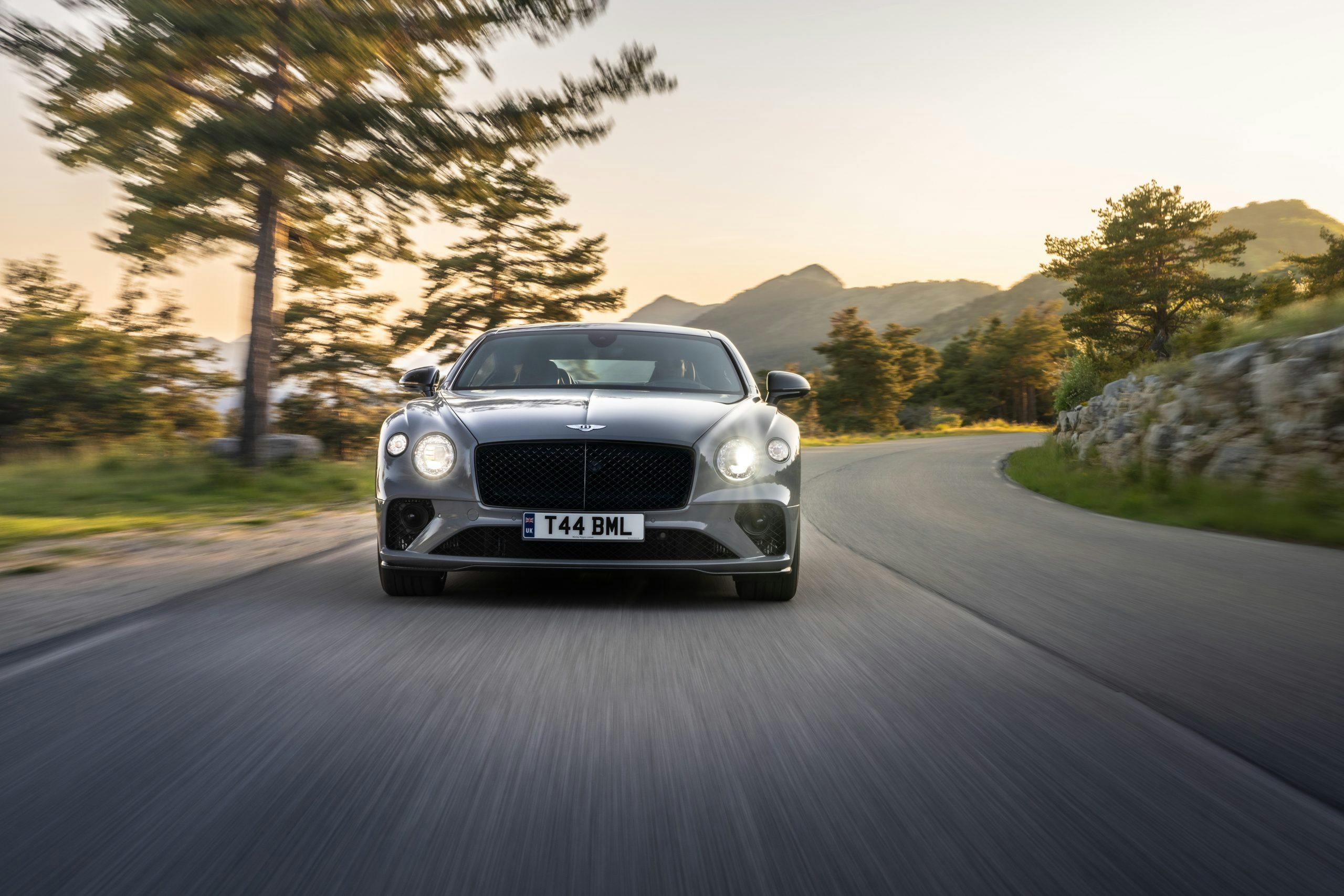 Bentley Continental GT GTC S front action