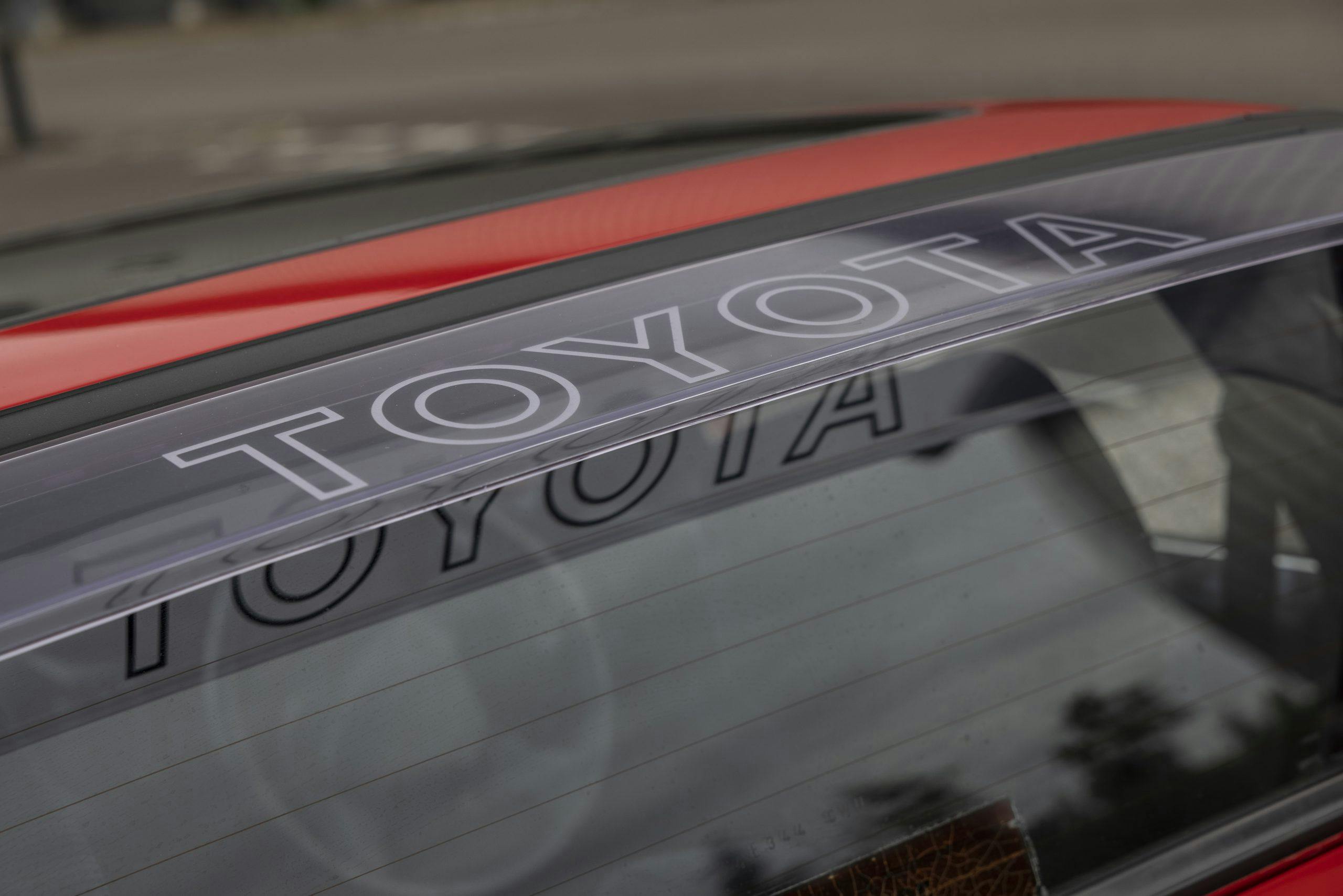 Toyota MR2 visor lettering