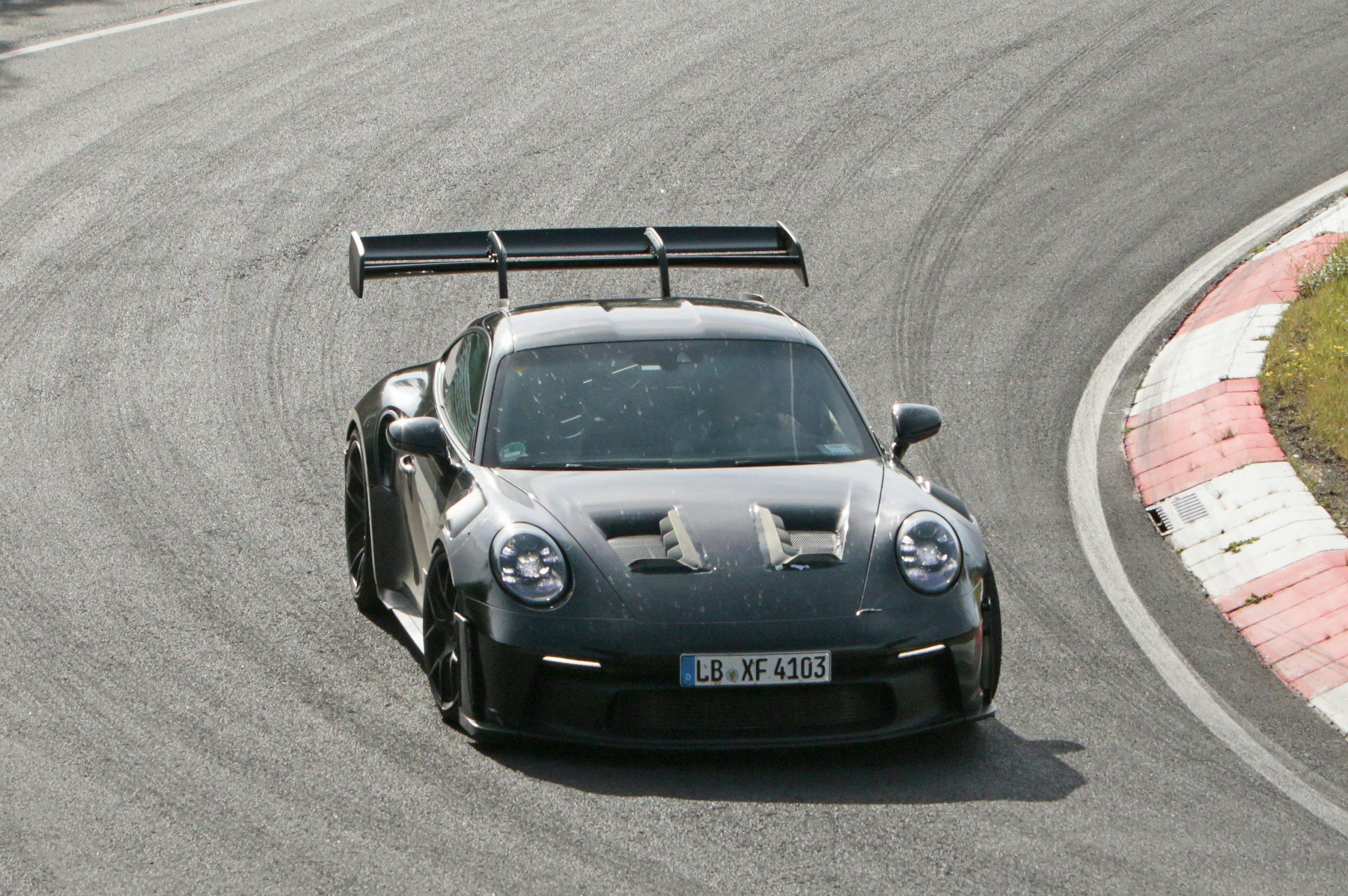 Porsche 911 GT3 RS Spy Shots exterior passenger side front end