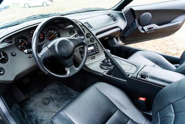 supra black interior