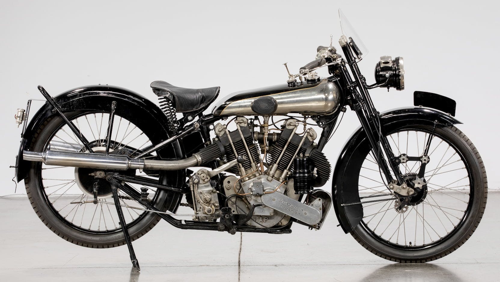 1925 Brough Superior SS100 side