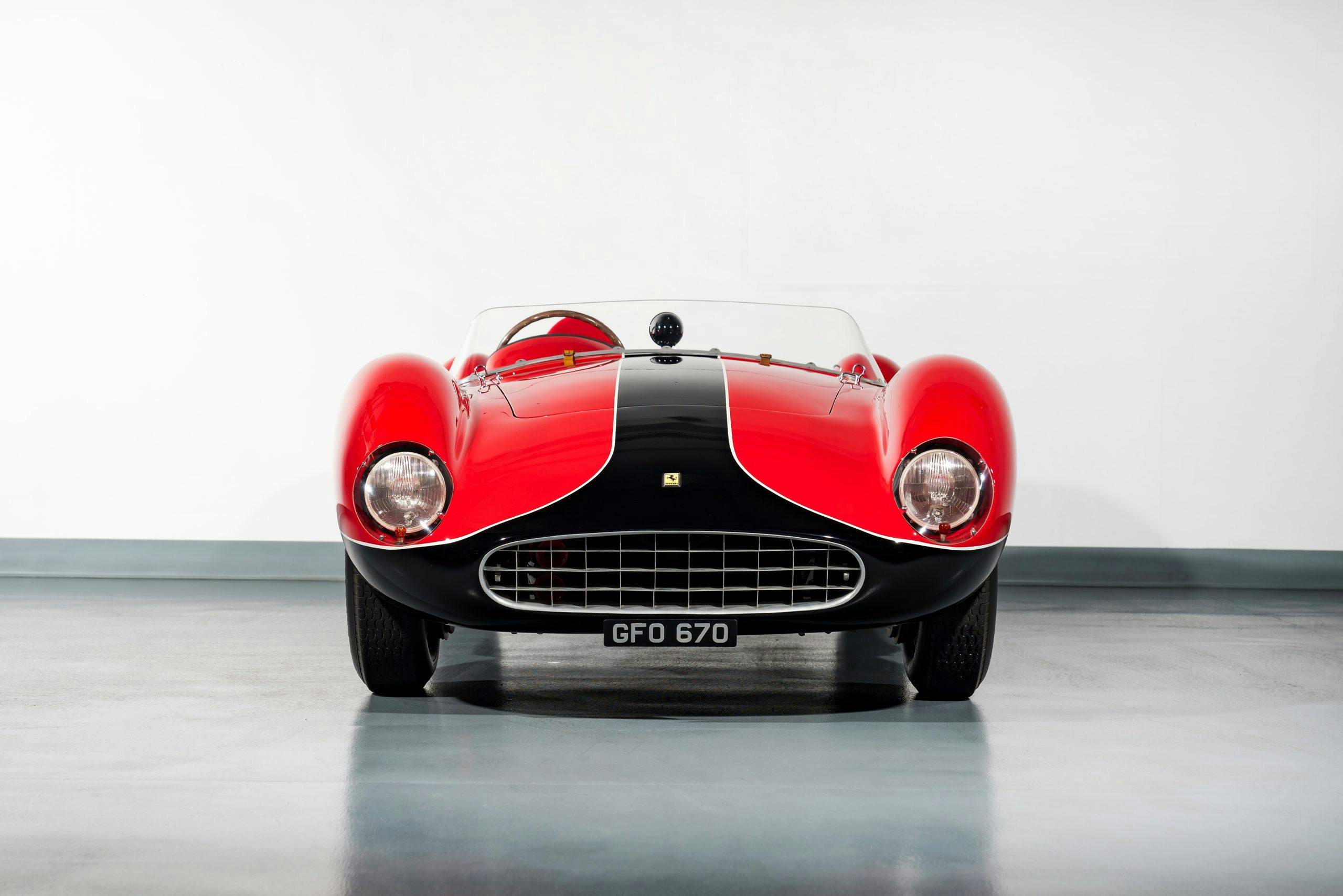 1957-Ferrari-500-TRC-Spider-by-Scaglietti front
