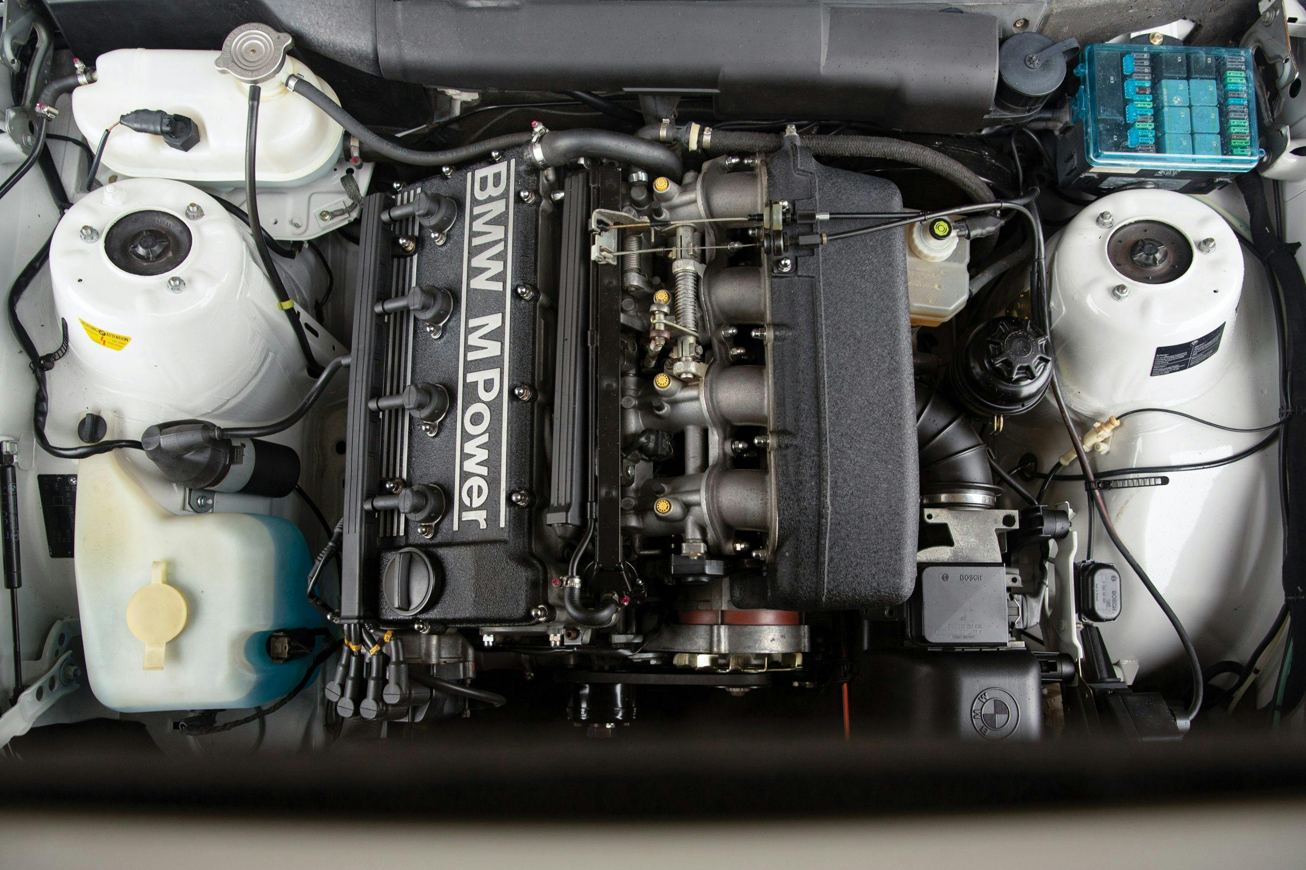 1991 BMW M3 engine
