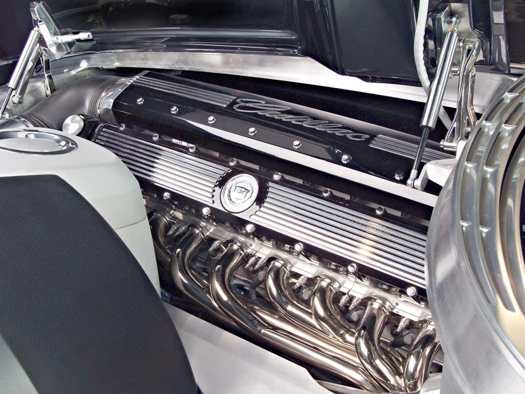 2003 Cadillac Sixteen concept engine
