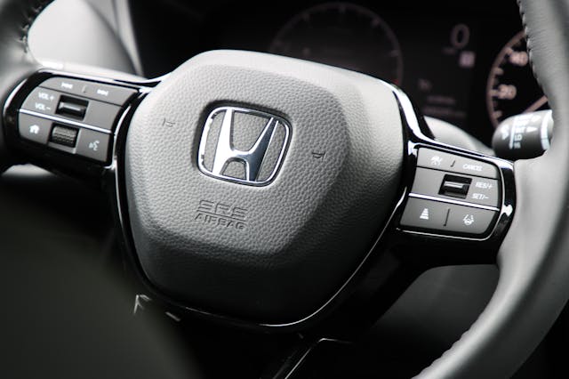 2023 Honda HR-V EX-L steering wheel