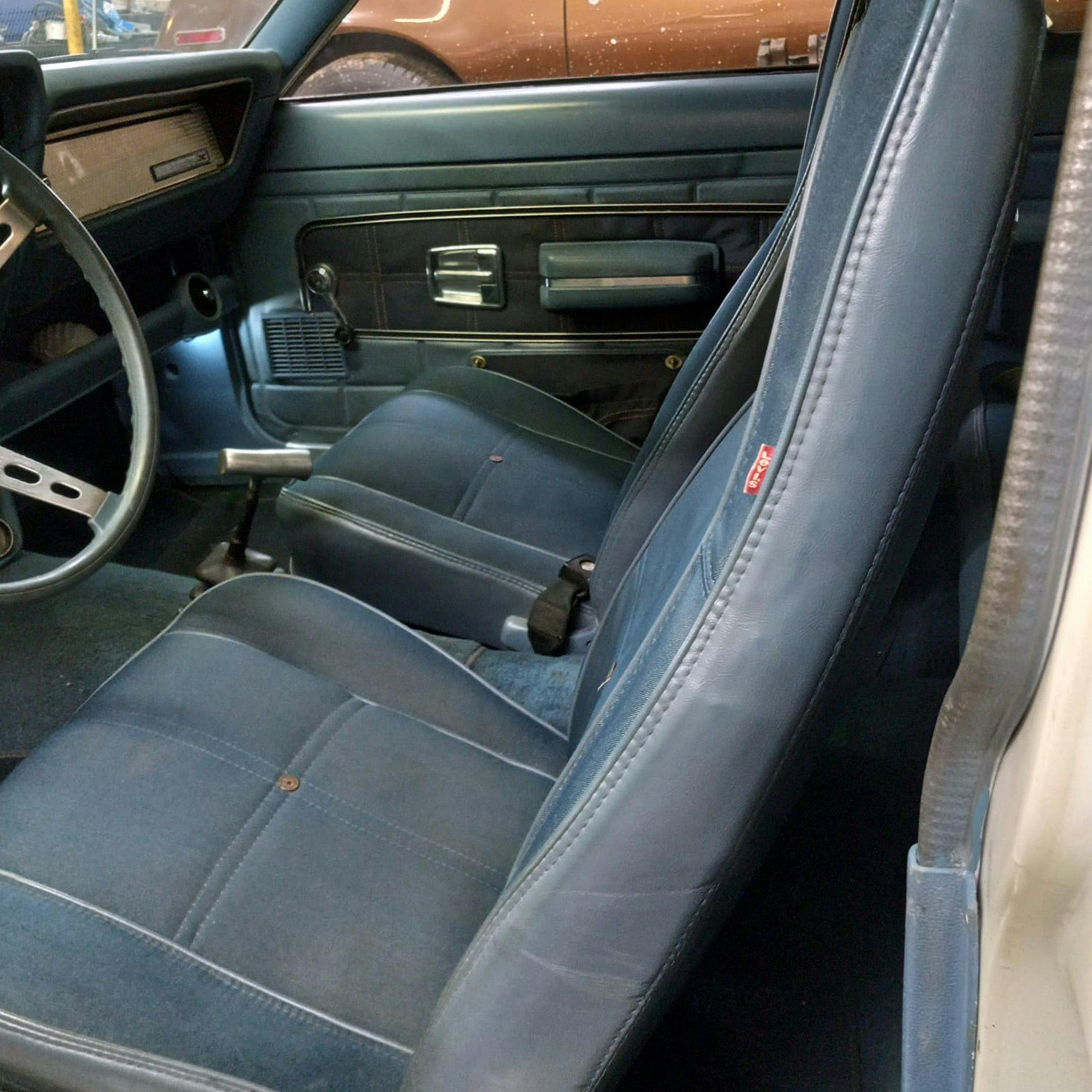 AMC Levis Gremlin interior denim seatback side