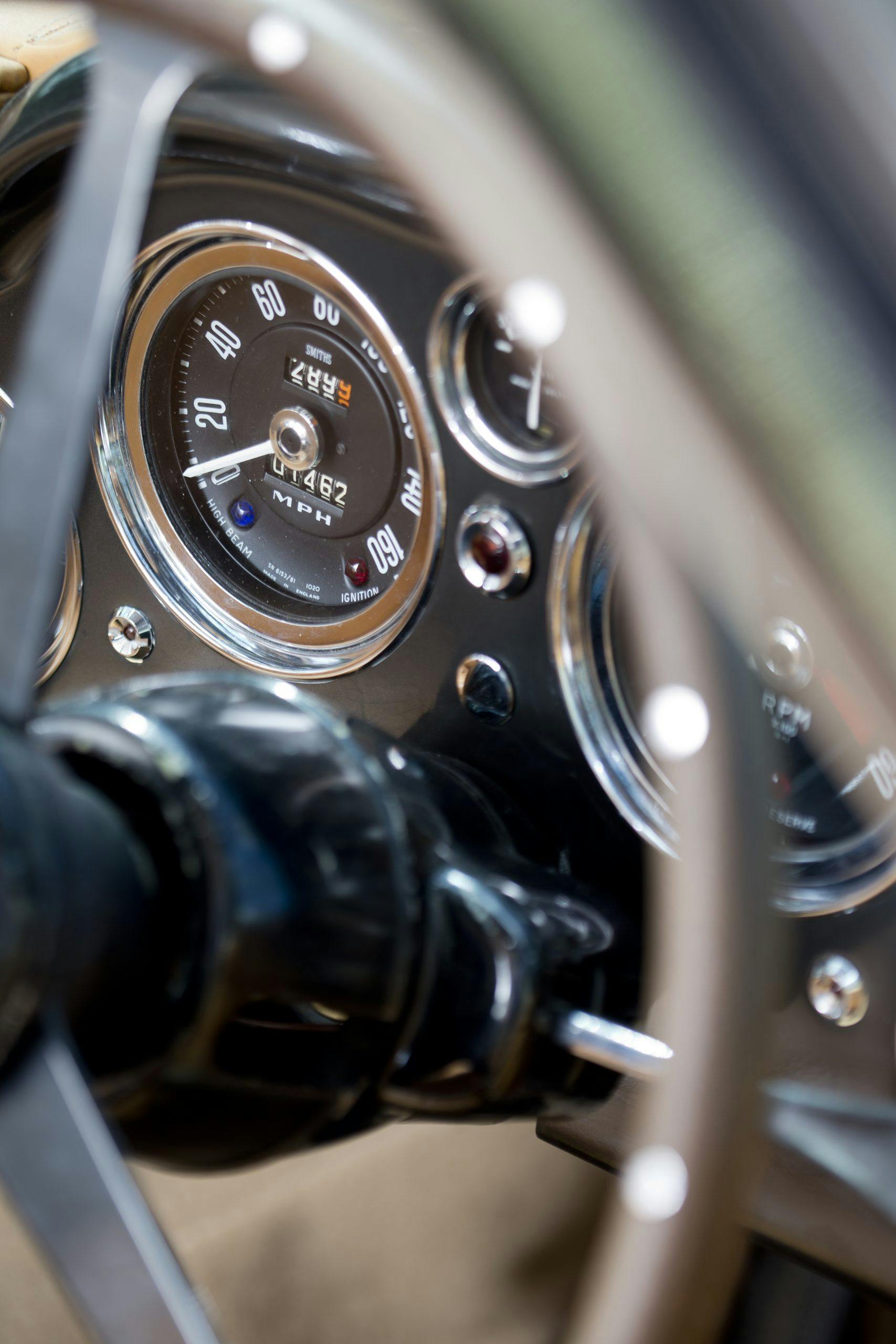 Aston Martin DB4 interior vertical dash gauges