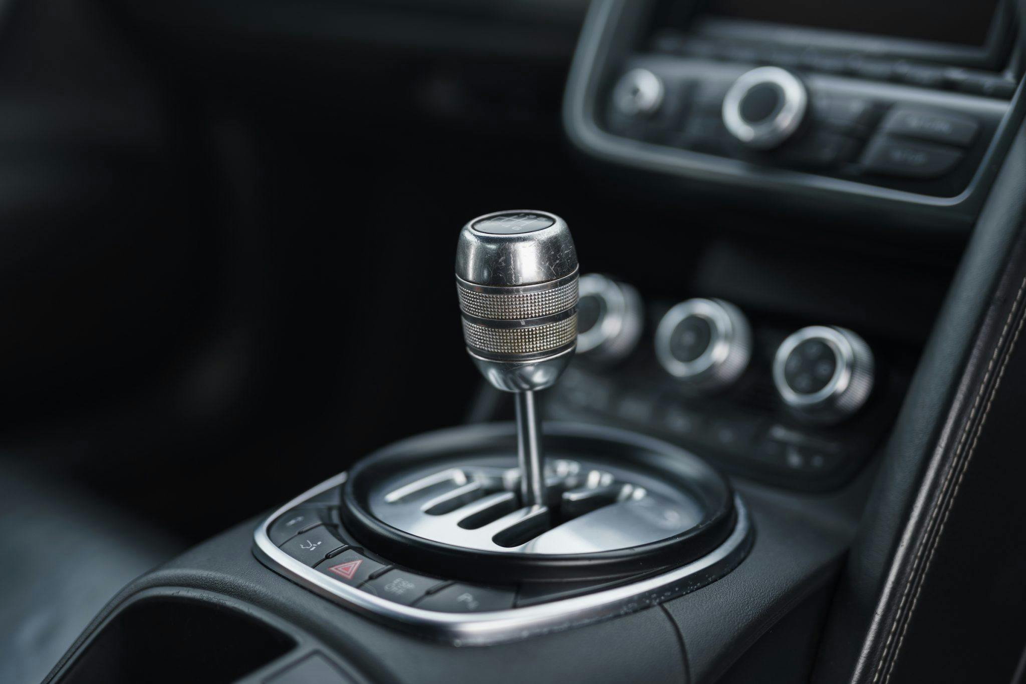 Audi R8 interior shifter