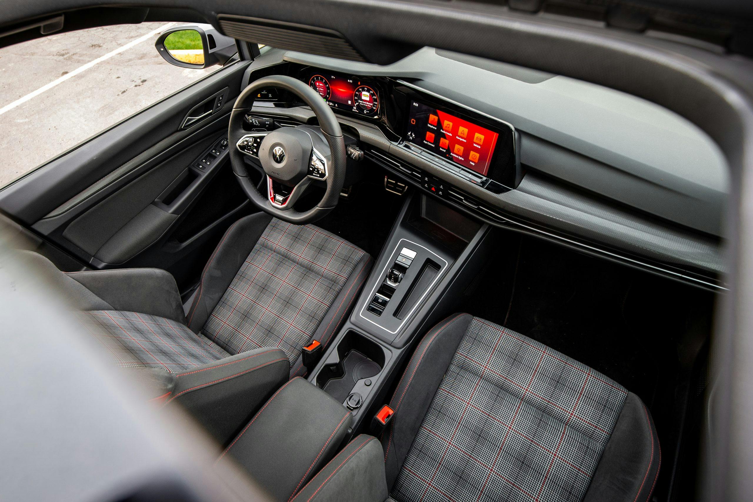 2022 VW GTI mk8 interior plaid