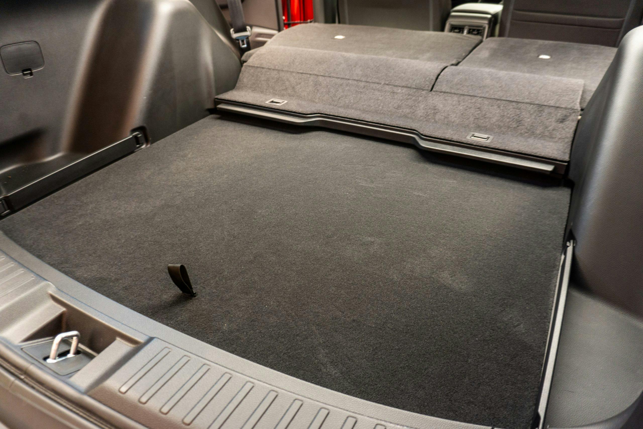 2023 Honda CR-V EX load floor flat trunk seats down stepped