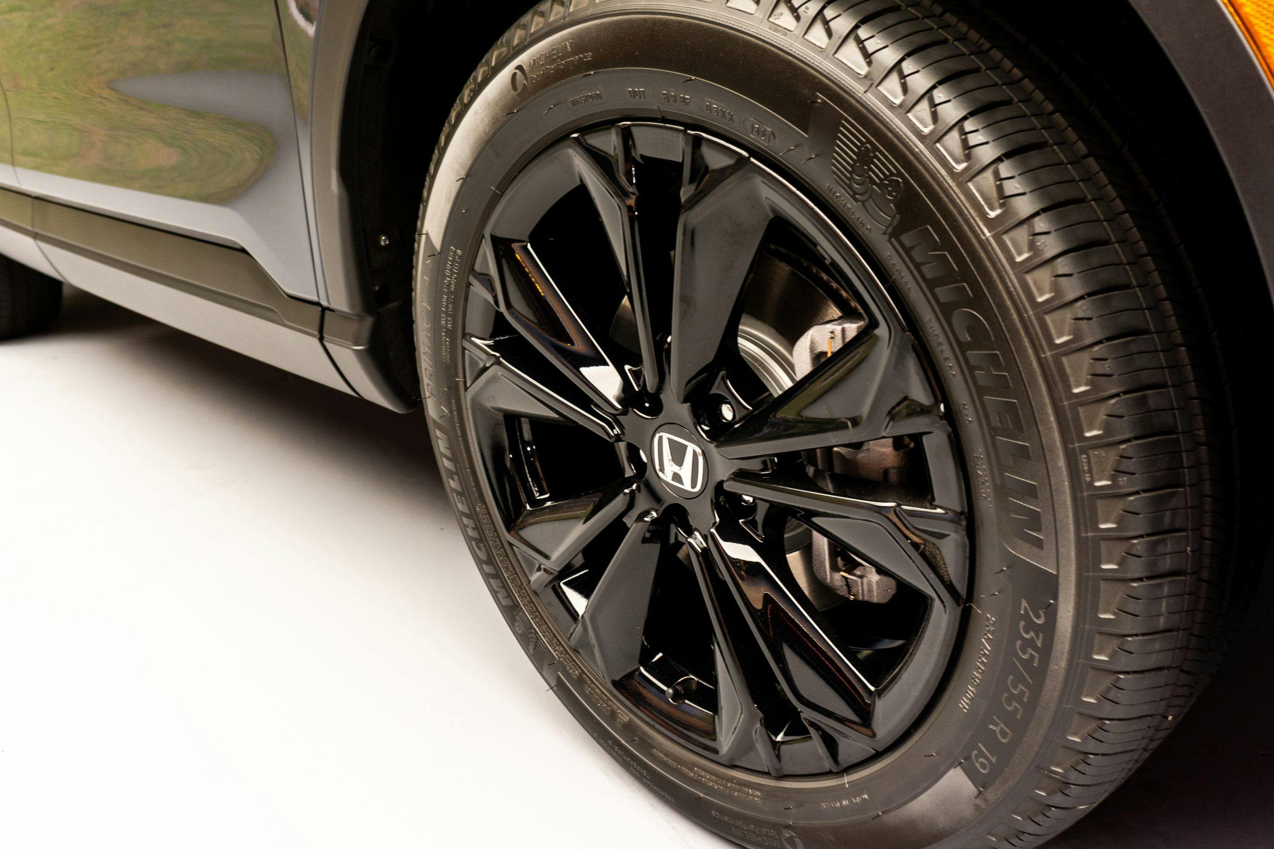2023 Honda CR-V Touring wheels
