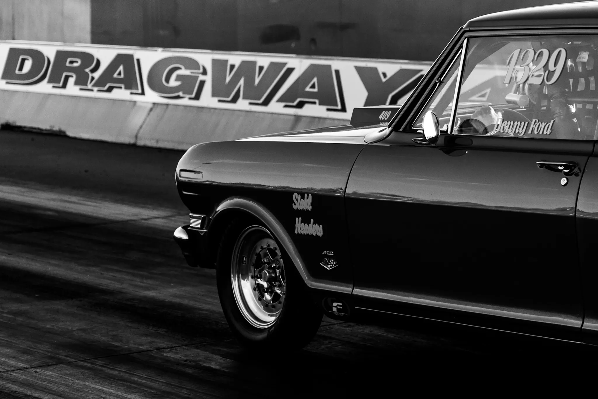 Gallery: Vintage drag racing invades Ohio’s Dragway 42 - Hagerty Media