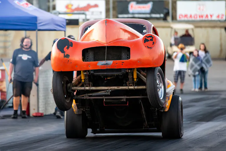Gallery: Vintage drag racing invades Ohio’s Dragway 42 - Hagerty Media