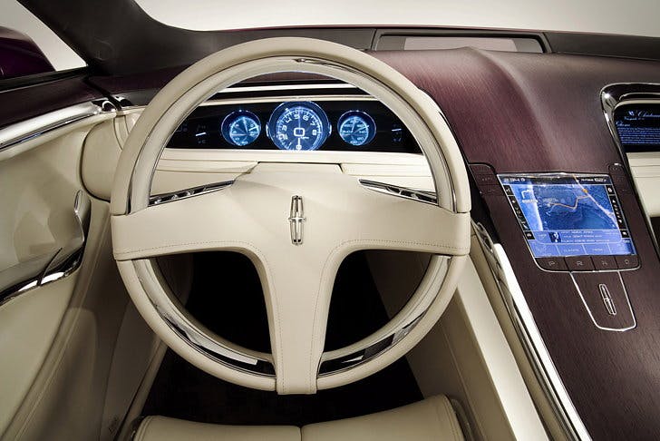 2007 Lincoln MKR interior