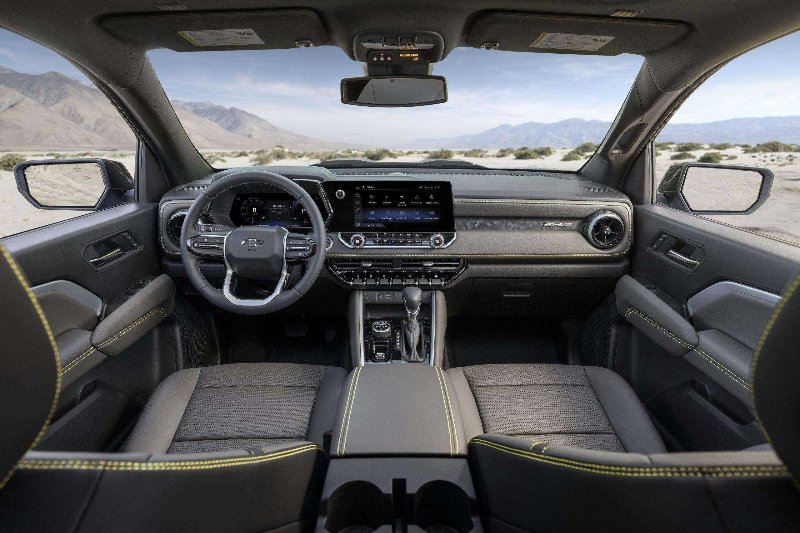 2023 Chevrolet Colorado ZR2 interior
