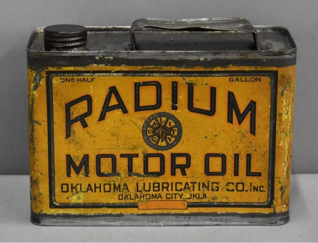 Mark Smith Auction - Radium Motor Oil can