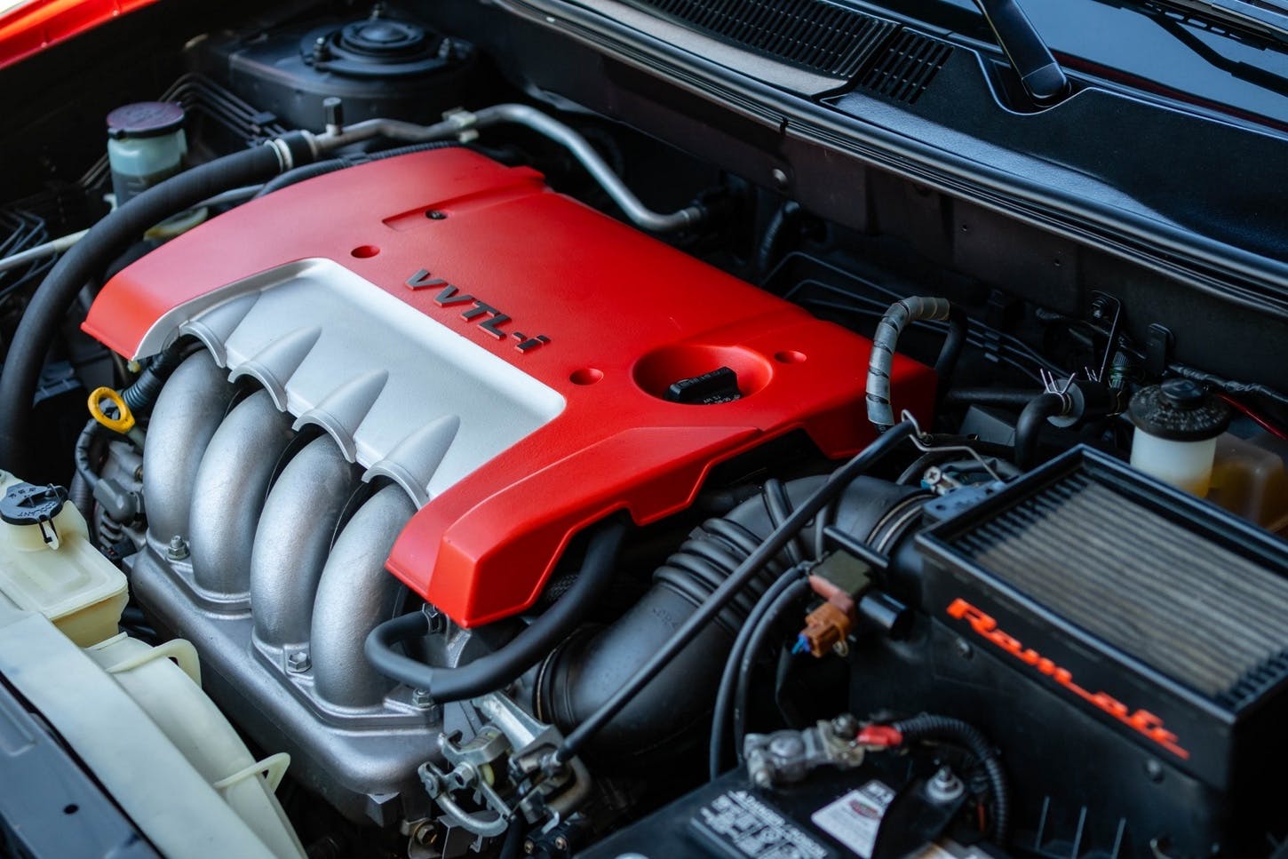 Pontiac Vibe GT-R custom engine