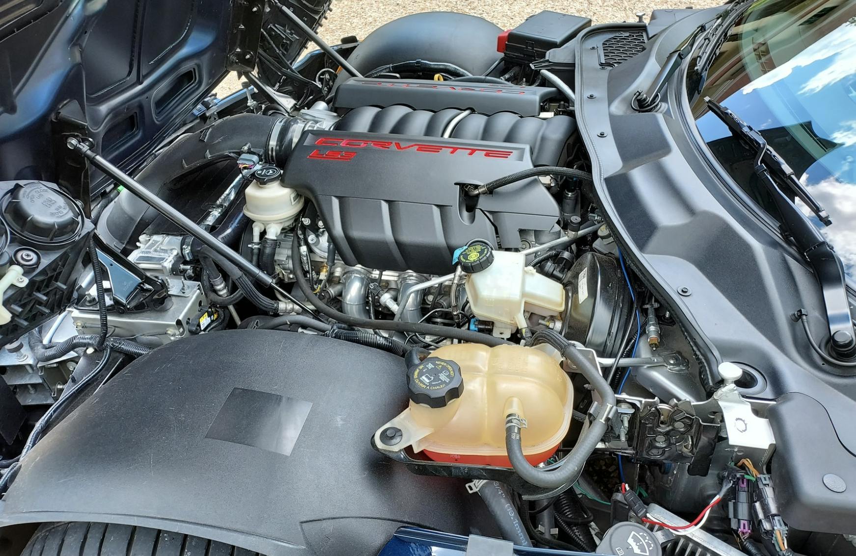 LS3 Saturn Sky Corvette engine