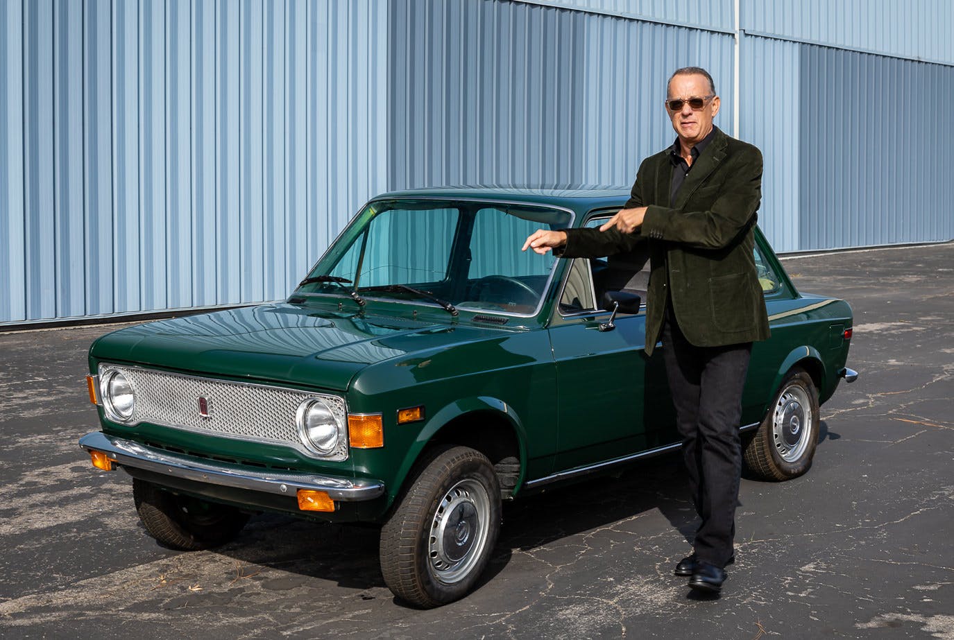 Tom Hanks and his Fiat 128 front