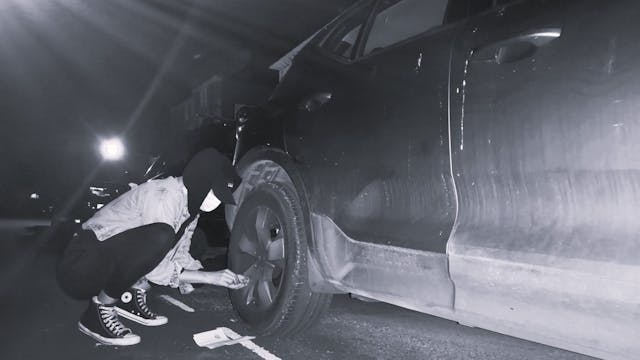 Tyre extinguishers deflating SUV tire