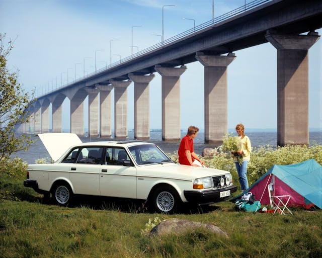 Volvo bridge camping