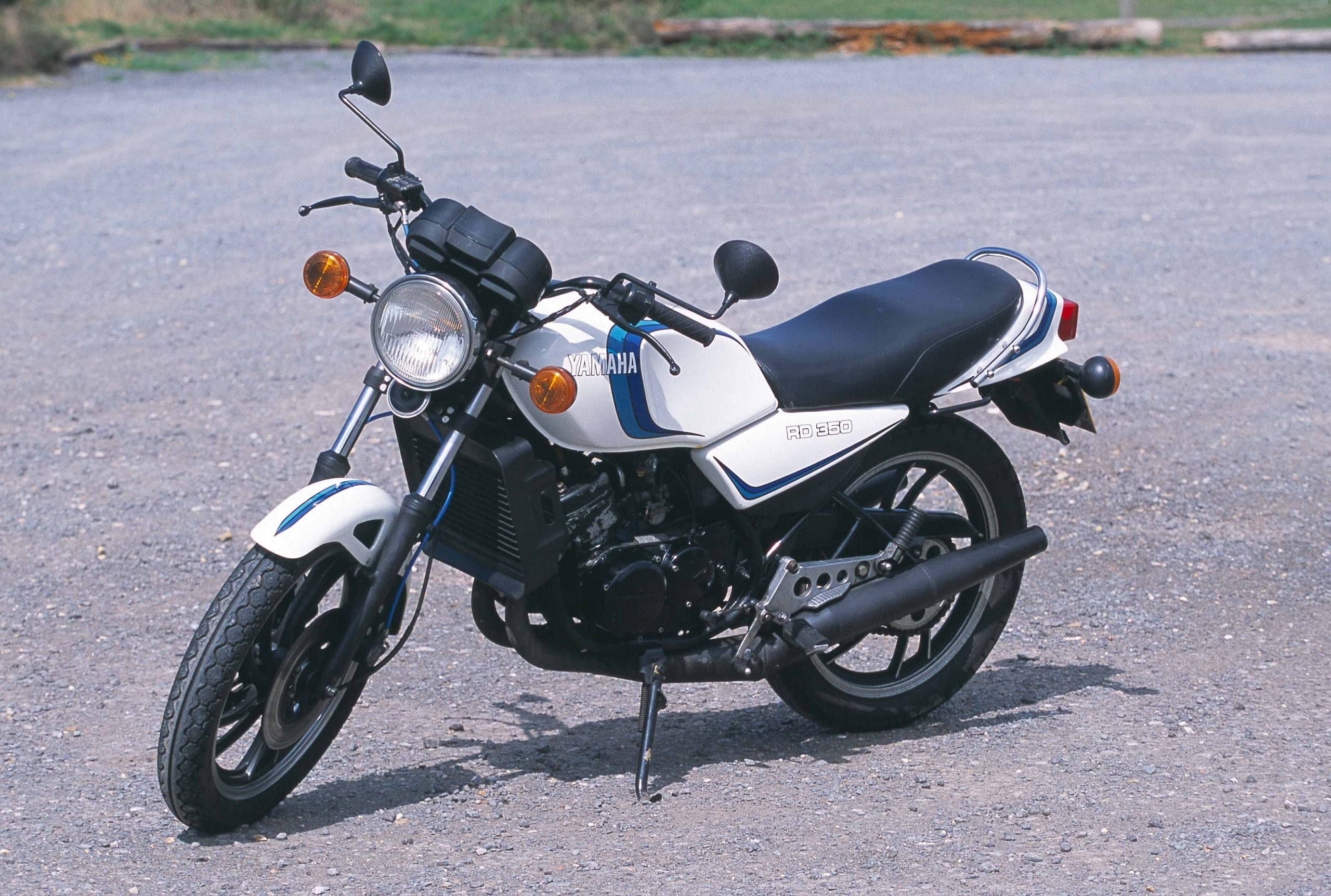 Twist the throttle, and Yamaha's RD350LC becomes a party animal