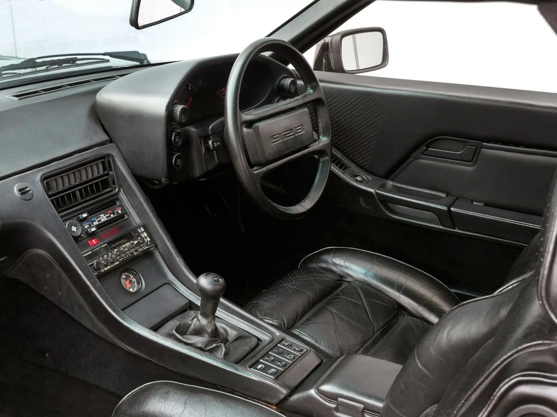 George Harrison's Porsche 928 - interior