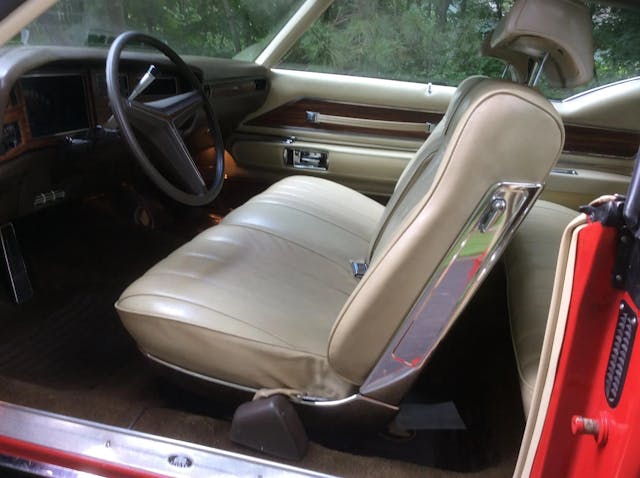1973 Buick Riviera interior