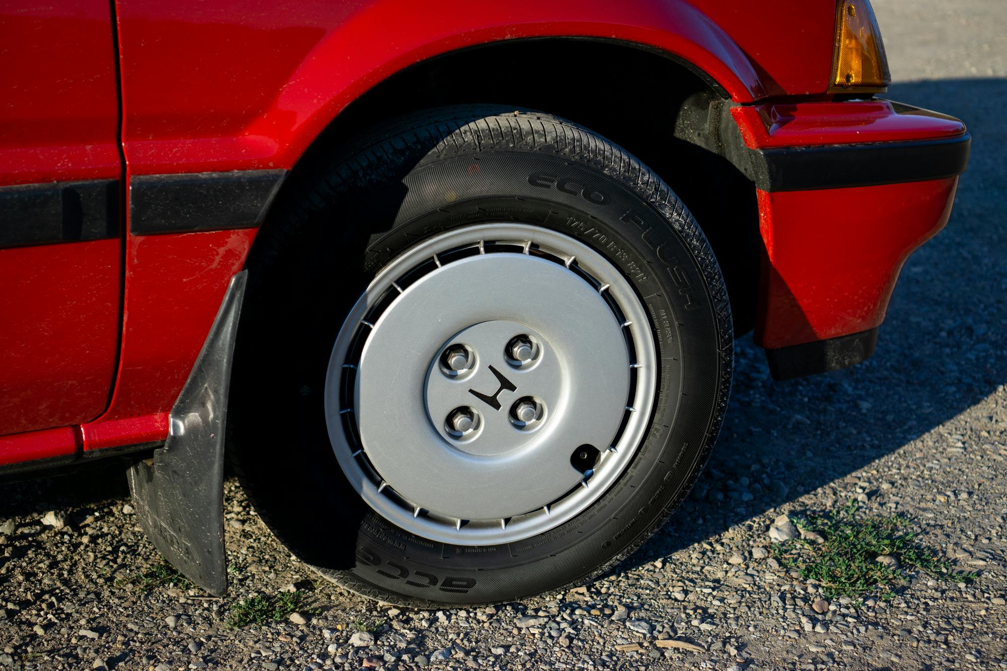 1986 Honda Civic Si wheel tire