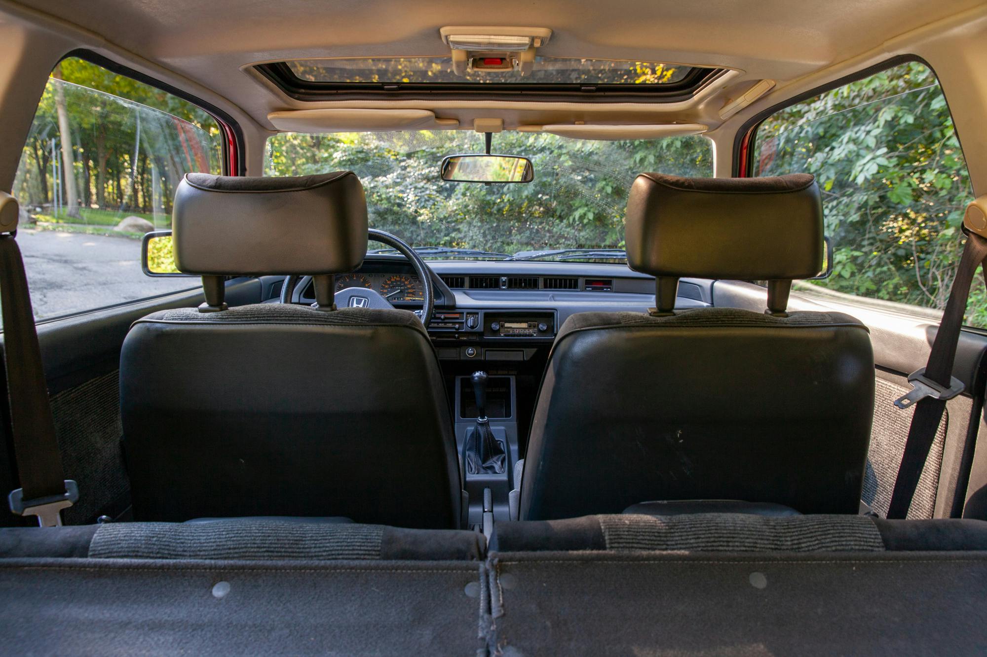 1986 Honda Civic Si interior