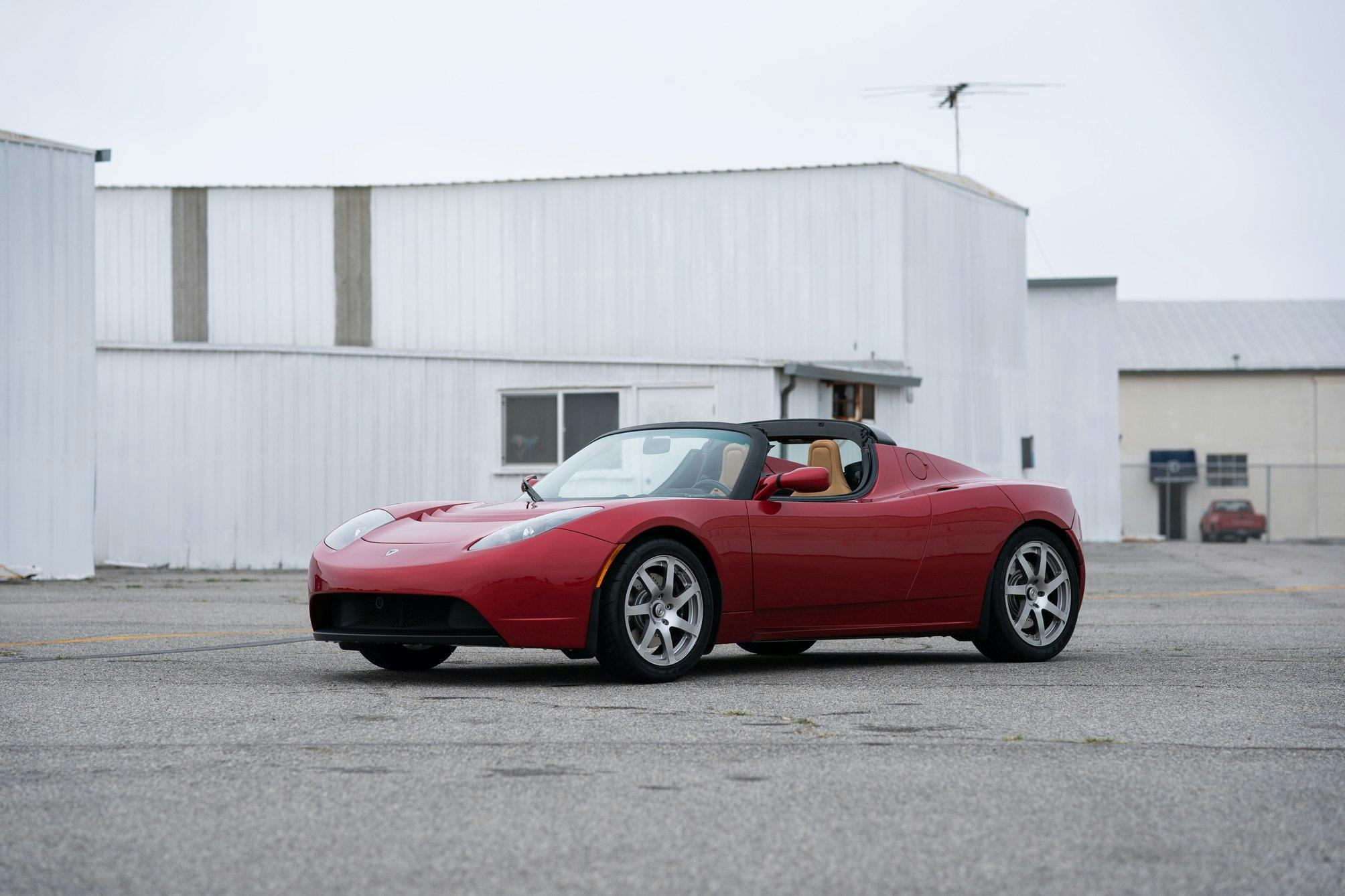 2008 Tesla Roadster front three-quarter