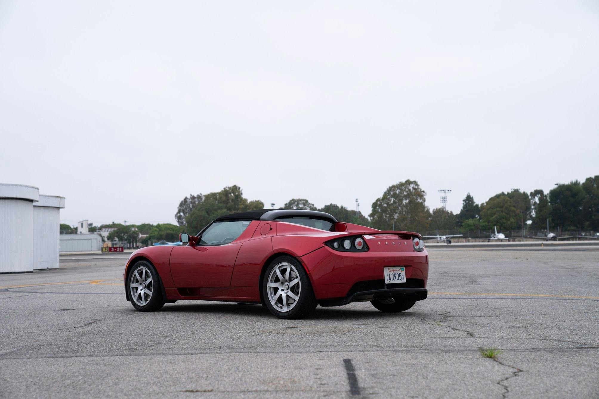 2008 Tesla Roadster rear three-quarter