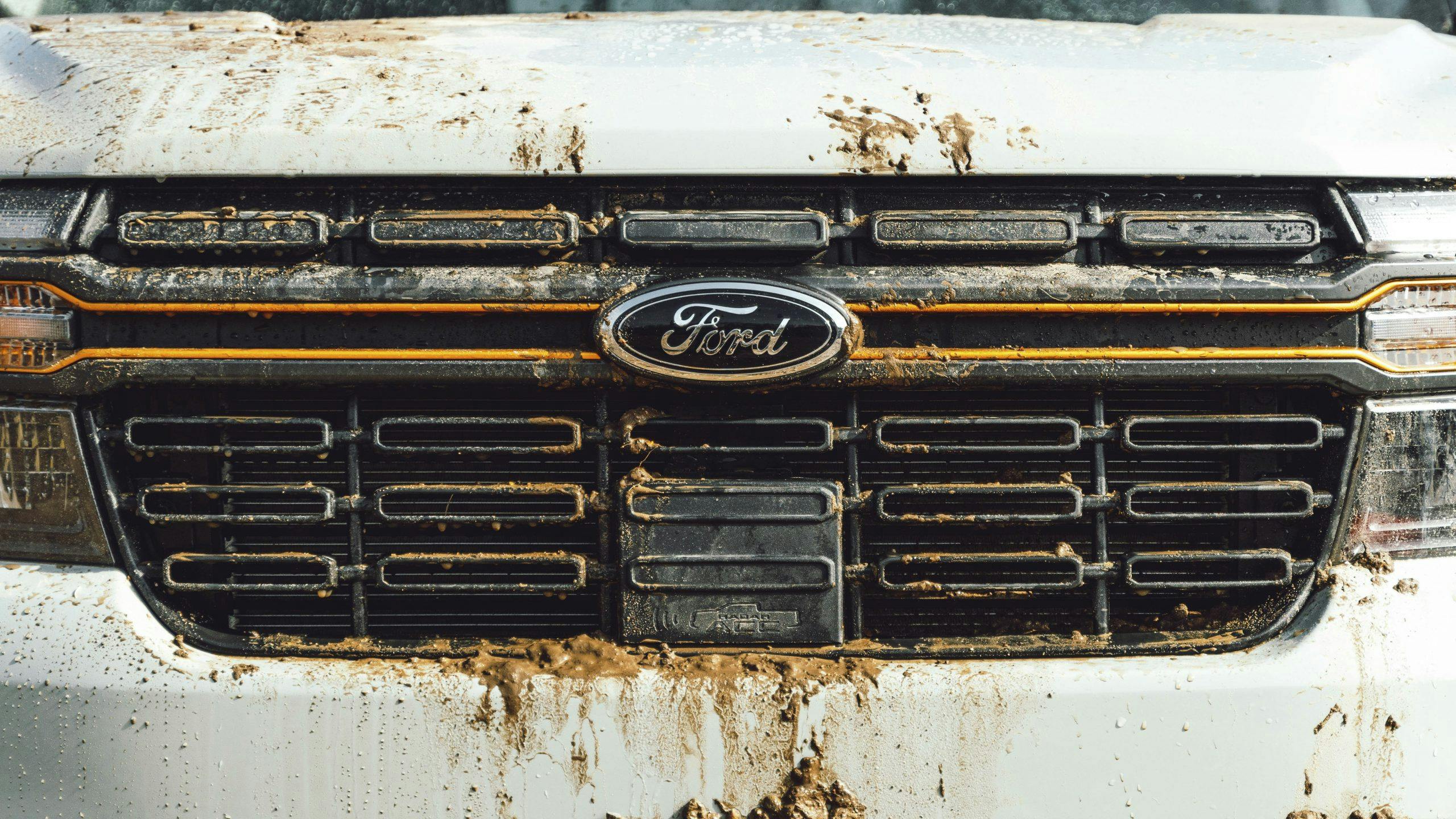 2023 Ford Maverick Tremor muddy grille styling detail