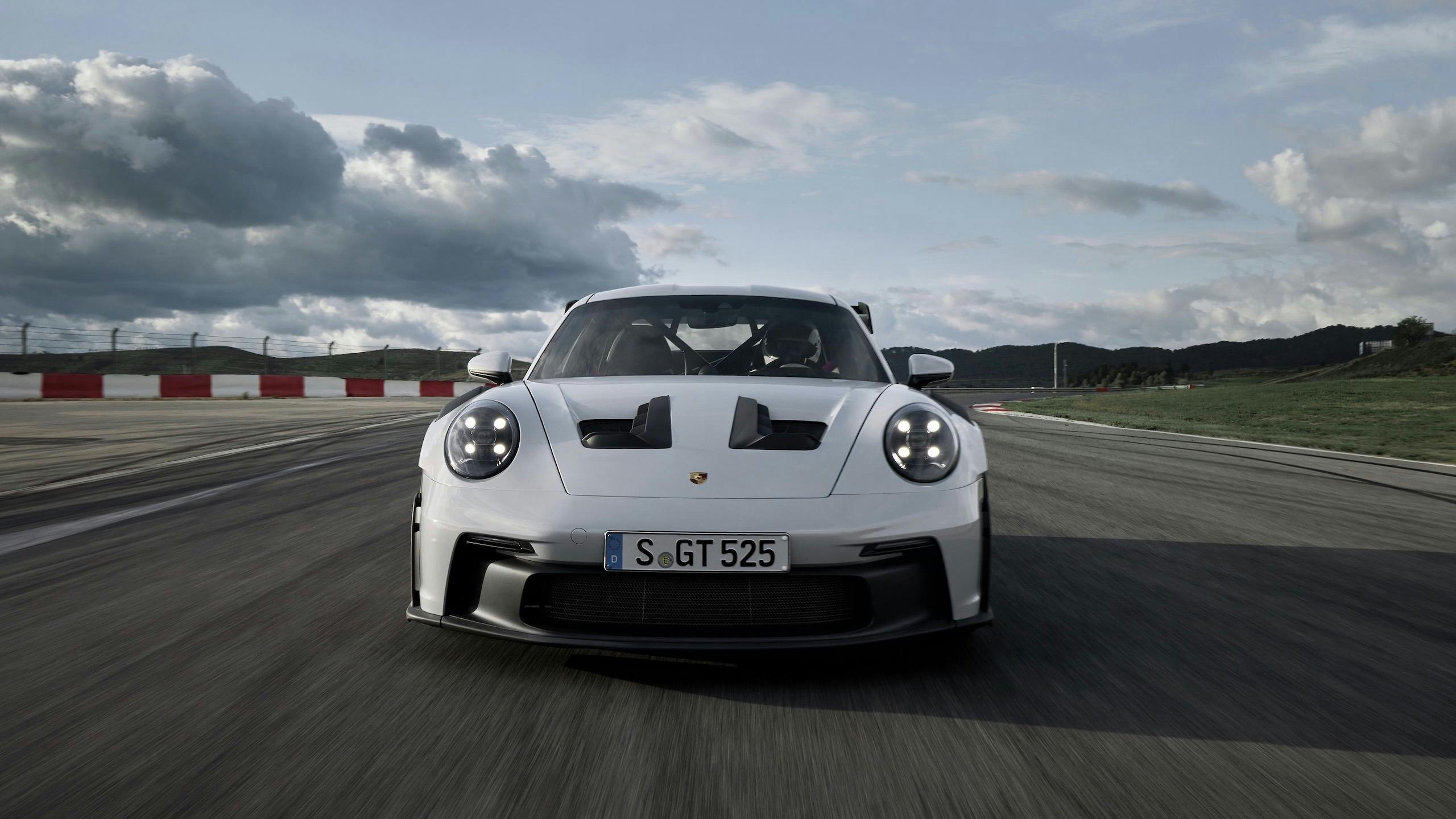 2023 Porsche 911 GT3 RS front action