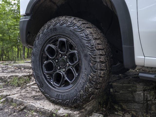 2023 chevrolet silverado zr2 AEV bison