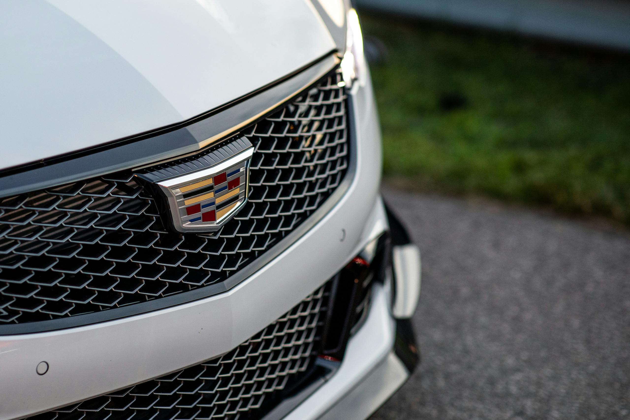 Cadillac CT4 grille closeup