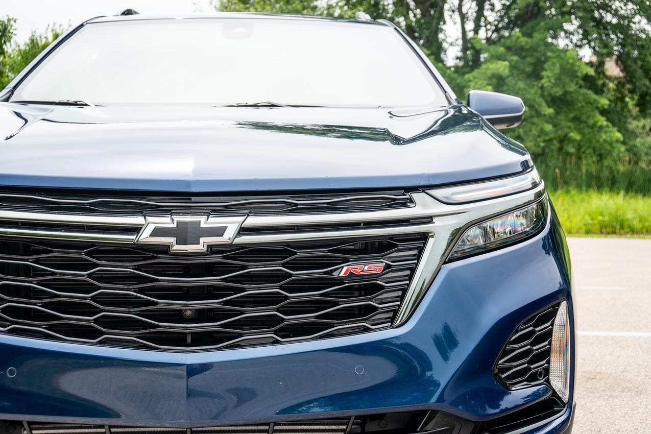 2022 Chevy Equinox RS AWD exterior front end details